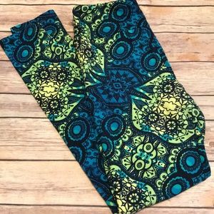 Lularoe one size leggings